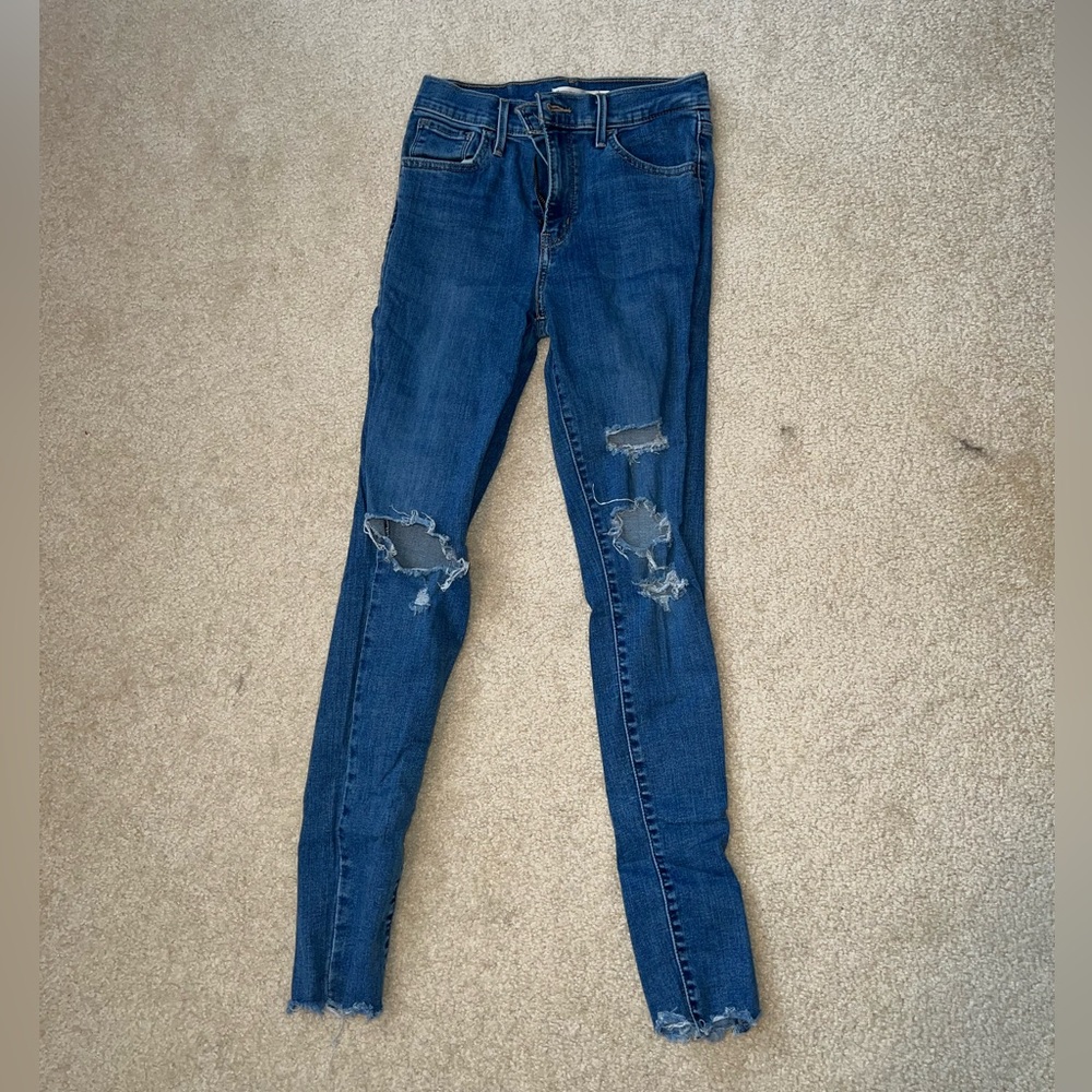 Levi’s Women’s 720 High Rise Super Skinny Ripped Jeans